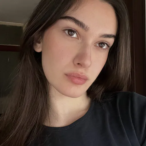 Jasna N. — Junior Graphics Designer from Serbia