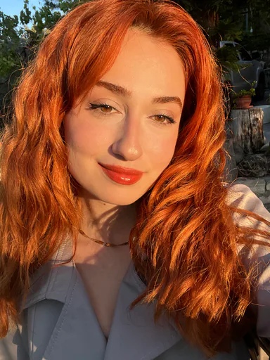 dilay N. profile photo