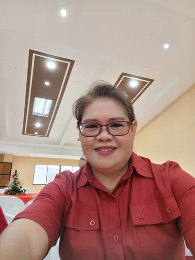 Edizza J. profile photo