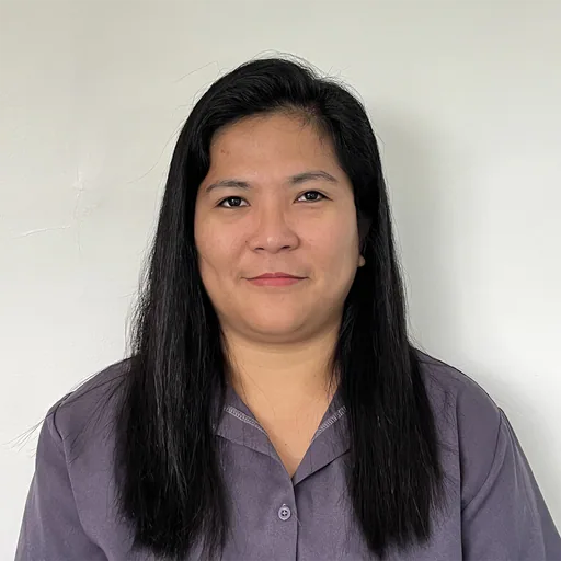 Shiela M. — Mid-Level Hotel Operations Manager from Philippines