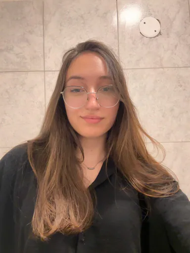 avril S. profile photo