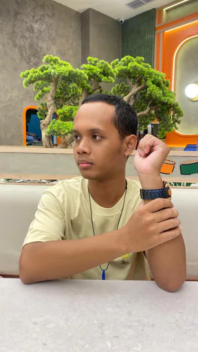 Ali F. — Mid-Level Architecture Project Coordinator from Indonesia