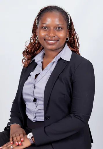 Charmaine M. — Senior Financial Reporting and Audit Specialist from United Arab Emirates