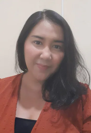 Putrie R. — Senior Human Resources and General Affairs Manager from Indonesia