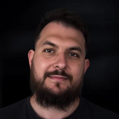 Michael B. — Senior Cloud Engineer DevOps from France
