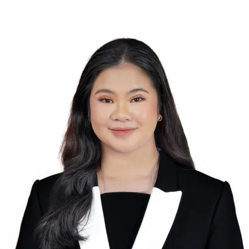Rachelle D. — Junior HR Nurse from Philippines