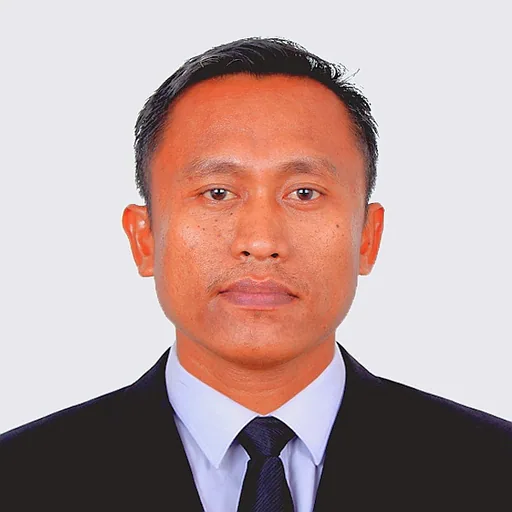 MARVIN M. — Construction Manager from Philippines