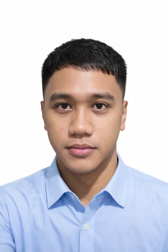 Tristan D. — Mid-Level Multimedia Designer from Philippines