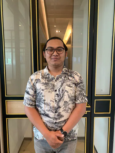 Rezca F. — Mid-Level Performance Marketing Specialist from Indonesia