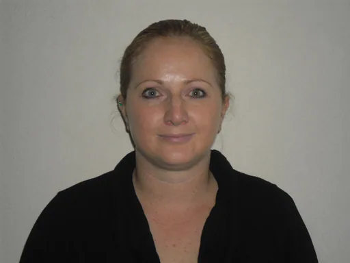 CLAIRE V. profile photo