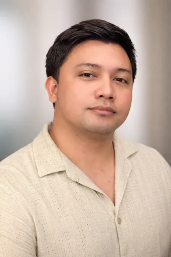 Fernando L. — Senior Healthcare Customer Service Specialist from Philippines