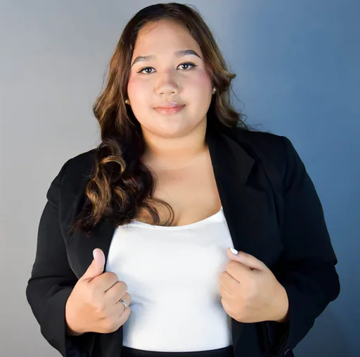 luzveemae Z. profile photo