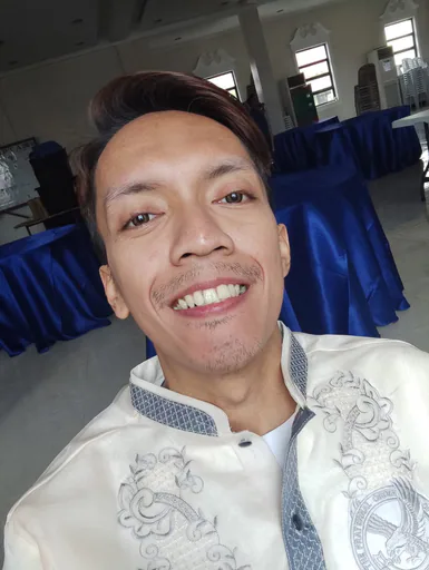 Vincent A. — Mid-Level Virtual Assistant from Philippines