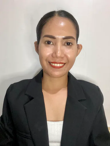 Edeza J. — Mid-Level Mathematics Teacher from Philippines