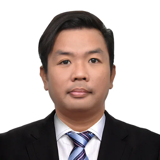 Heldo J. — Mid-Level Legal Case Manager from United States