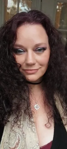 Kimberly F. — Mid-Level AI Training Specialist from United States