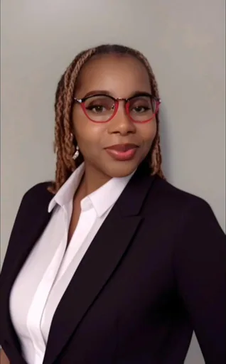 Caroline profile photo