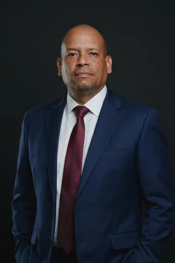 carlos E. profile photo