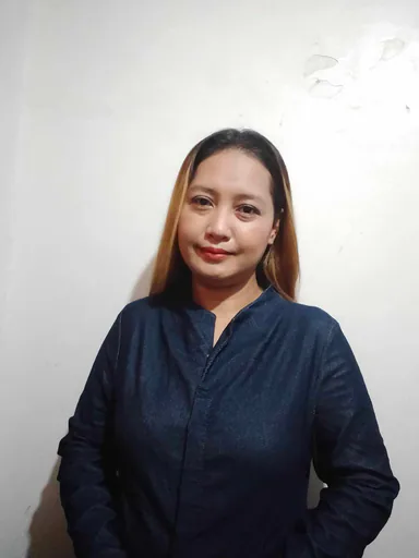 Jhosie L. — Senior Customer Service and Technical Support Specialist from United States