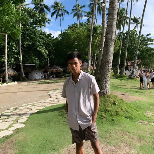 LIT P. — Junior Customer Service and Virtual Support Specialist from Philippines