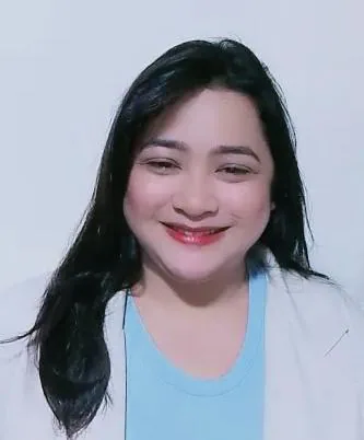 May A. — Mid-Level Finance Analyst from Philippines