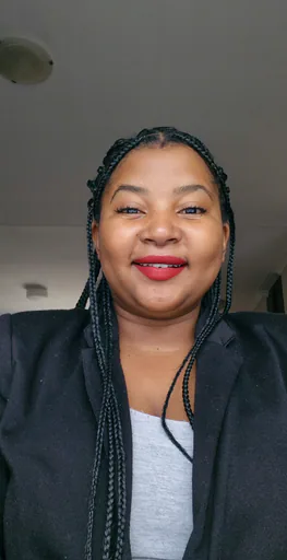 Thuli M. profile photo