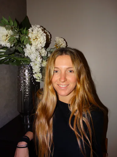 mia P. profile photo
