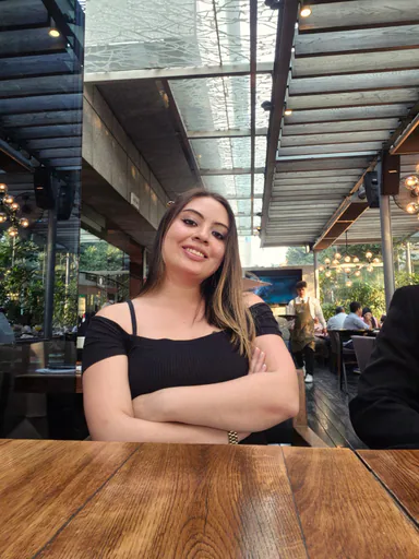 Lourdes D. profile photo