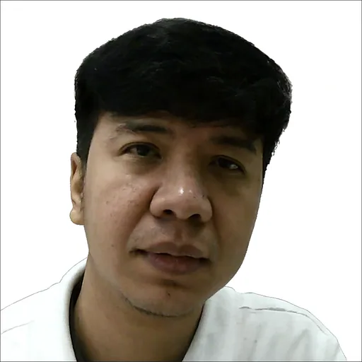 Robert J. — Mid-Level Payroll Specialist from Philippines