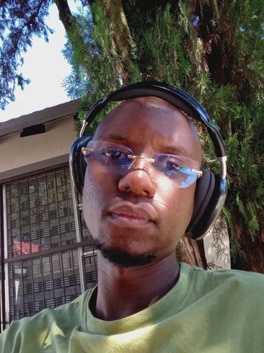 Motheo K. — Senior Full-Stack Developer from South Africa