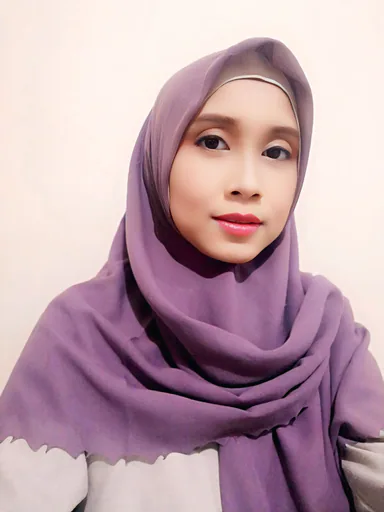 Indah N. — Mid-Level Customer Service & Administrative Coordinator from Indonesia