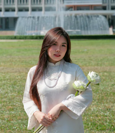 Le V. profile photo