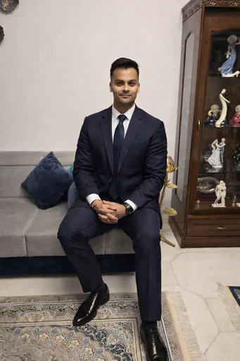 Sarthak G. — Mid-Level Growth Product Manager from India