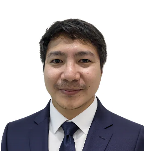 Darijun S. — Mid-Level Real Estate Assistant Manager from Philippines