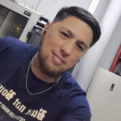 Roberto M. profile photo