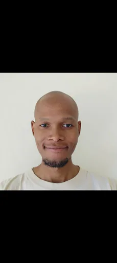 Zola G. — Senior Technical Support Specialist from South Africa