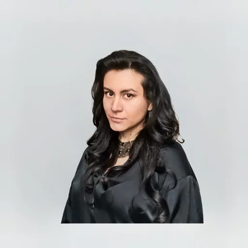 Maria A. — Senior Business Development Manager from United Kingdom