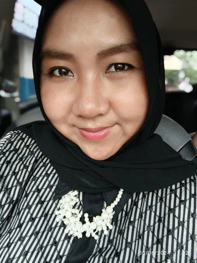Ursula M. — Mid-Level Organizational Development Specialist from Indonesia