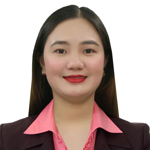 Maria L. — Mid-Level Finance Officer from Philippines