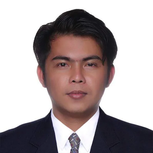 Angelo E. — Mid-Level Customer Service and Technical Support Analyst from Philippines