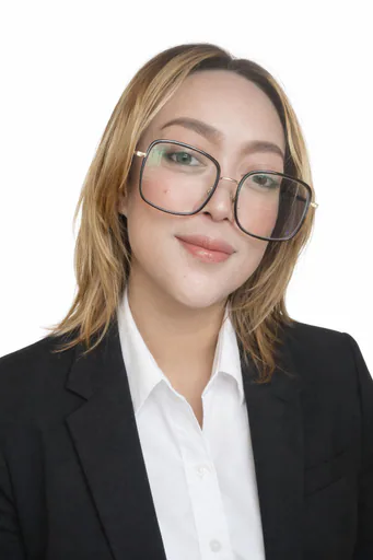 Novelyn J. — Senior Virtual Assistant and E-Commerce Operations Specialist from Philippines