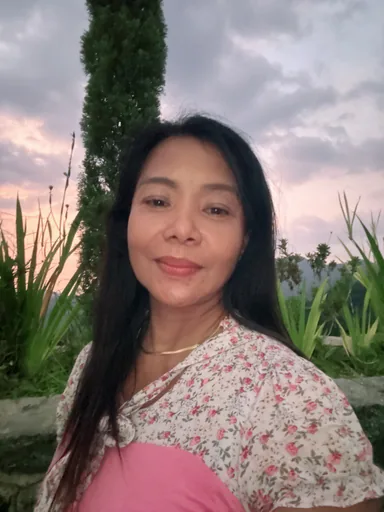 Nora V. profile photo