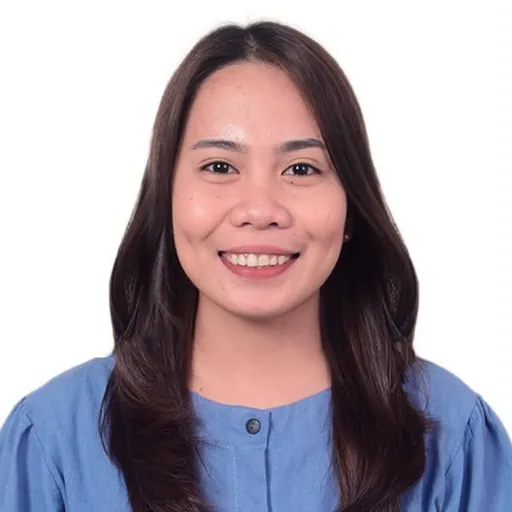 Justine C. — Junior Digital Marketing Specialist from Philippines