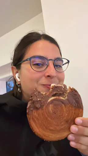 Agustina B. profile photo