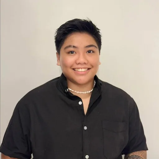 Maureen A. — Mid-Level E-commerce Operations Manager from Philippines