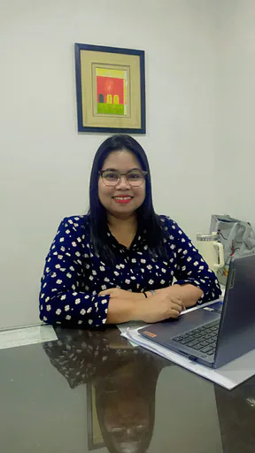Agnes S. — Mid-Level Hotel Supervisor from Philippines