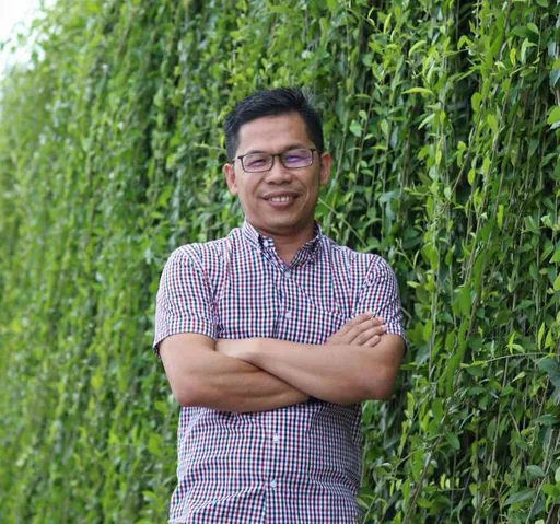 Ifan E. — Mid-Level Electrical Sales Manager from Indonesia