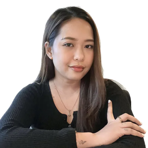 Lady D. — Senior ESL Teacher from Philippines