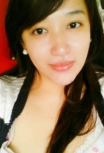 Julie A. — Mid-Level Virtual Assistant from Philippines
