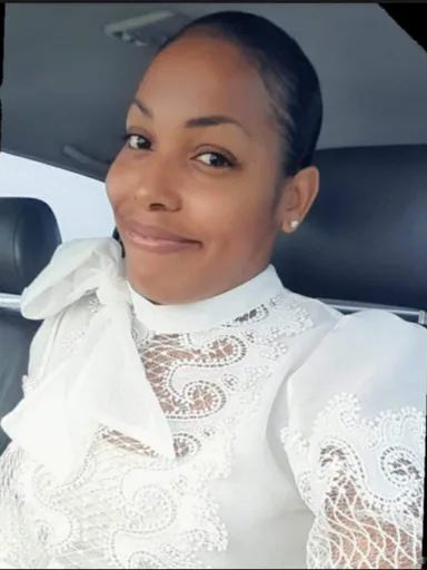 Lizanne F. profile photo